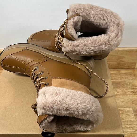 NEW UGG‎ 9.5 Women's Chestnut Adirondack Waterproof Wool Blend Insulated Boots - Picture 9 of 12